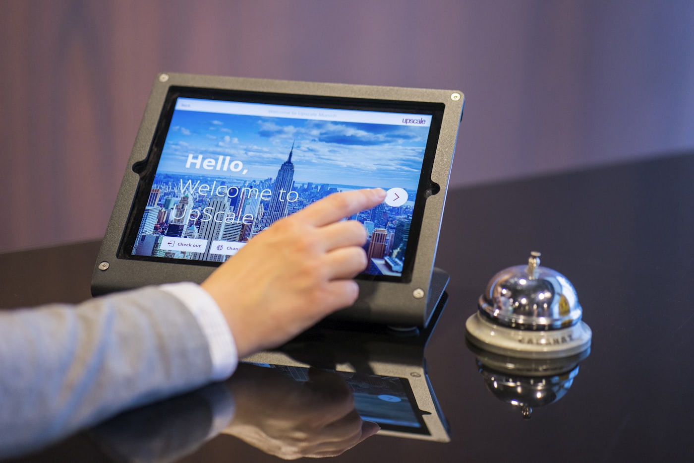 Upsell agent timing an offer to a guest mid-stay based on their Context Object and past upsell outcomes.